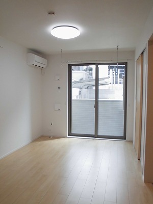 14/20 エントランス