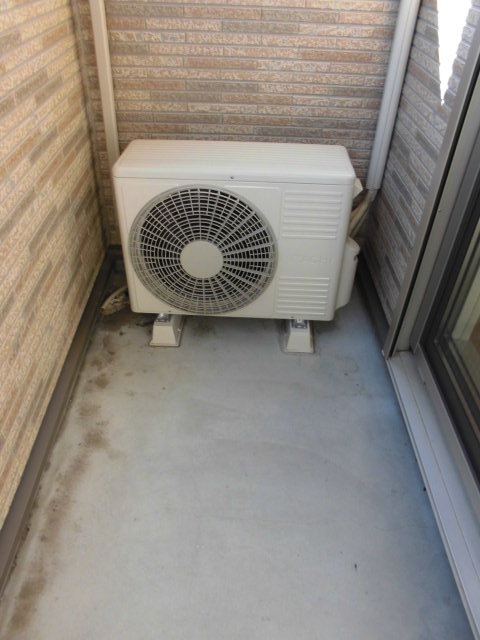 16/27 バルコニー