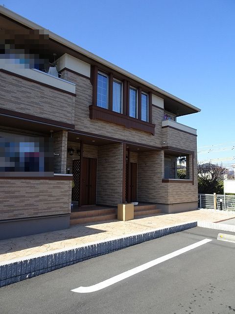 20/27 エントランス