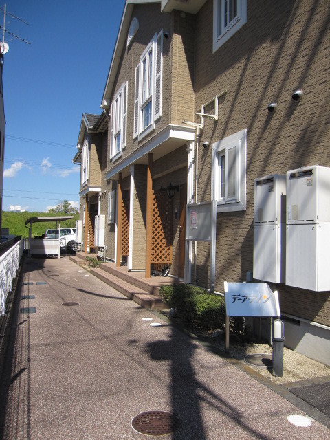 14/20 エントランス