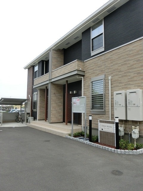 14/20 エントランス