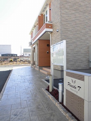 14/20 エントランス