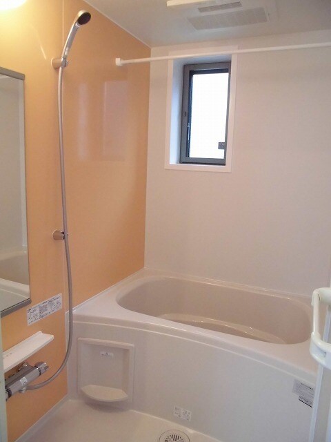 14/20 エントランス