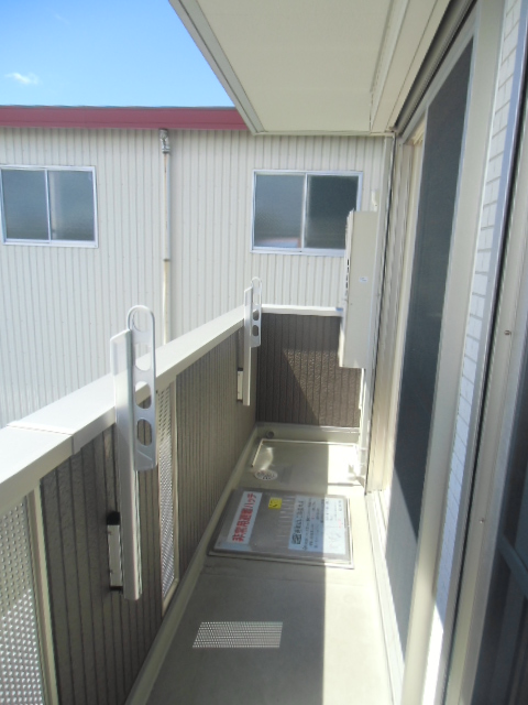 18/26 バルコニー