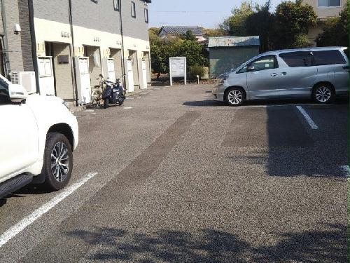 14/15 駐車場