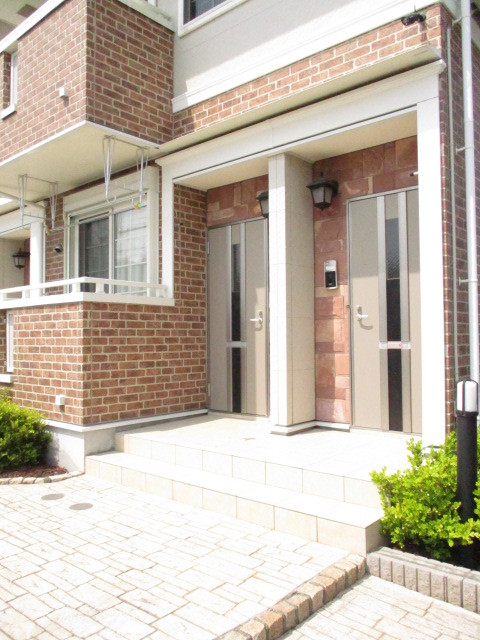 14/20 エントランス