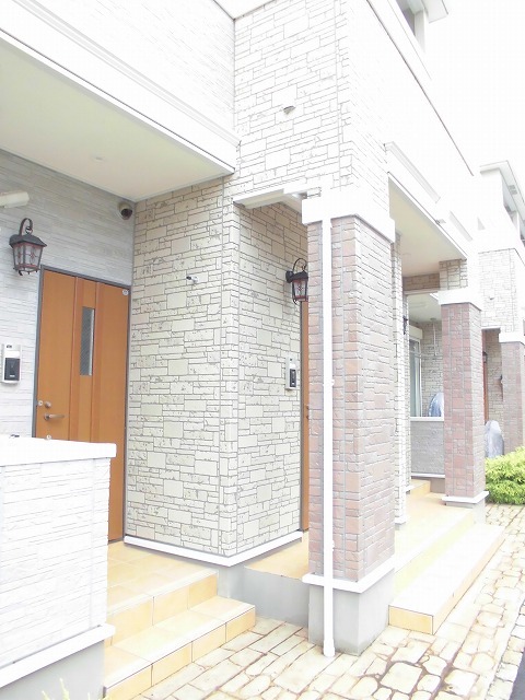 19/26 エントランス