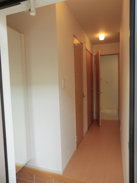 20/26 エントランス