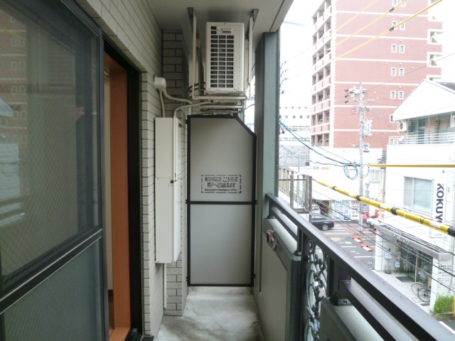 19/23 バルコニー