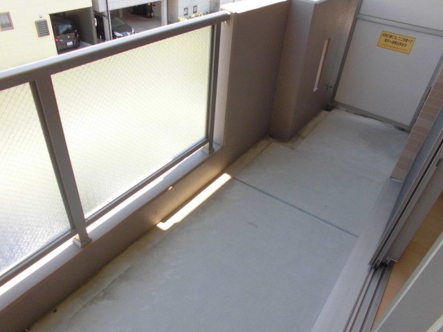 14/23 バルコニー