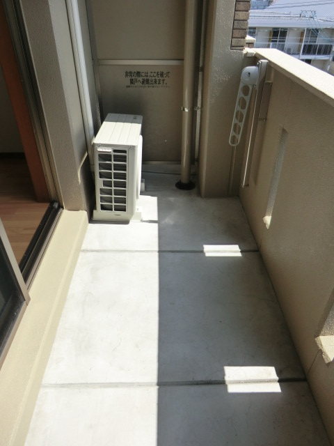 15/23 バルコニー