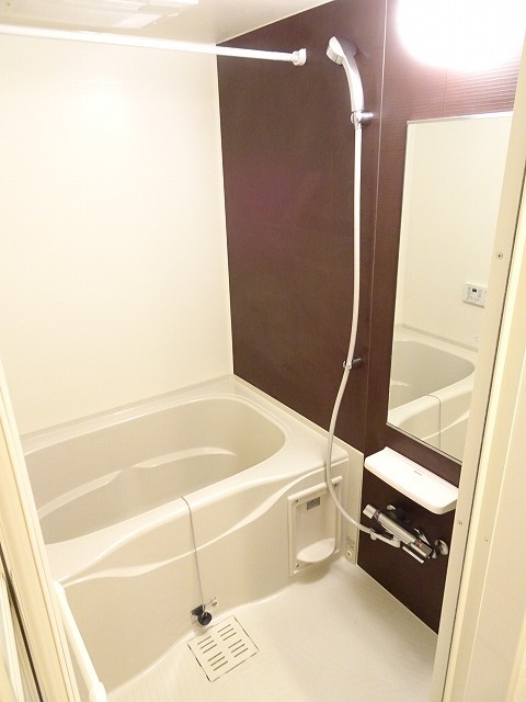 14/20 エントランス