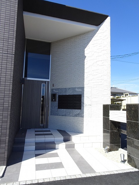 14/21 エントランス