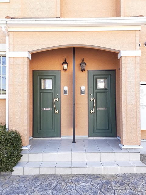 14/20 エントランス