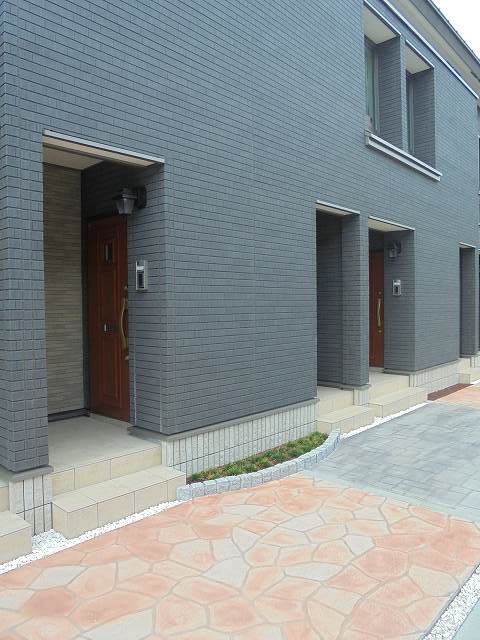 22/30 エントランス