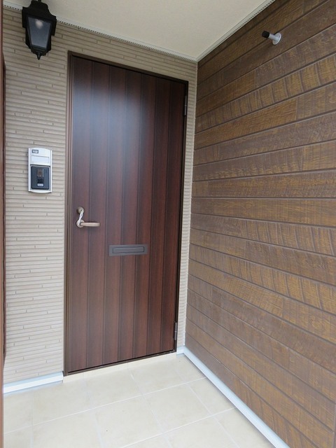 14/20 エントランス