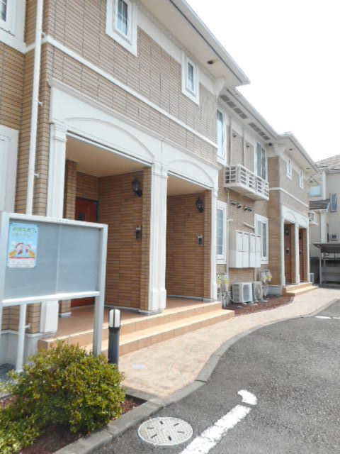 14/20 エントランス