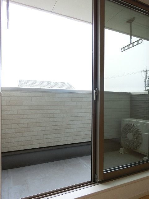 13/20 バルコニー