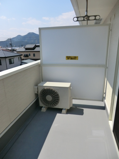 18/28 バルコニー