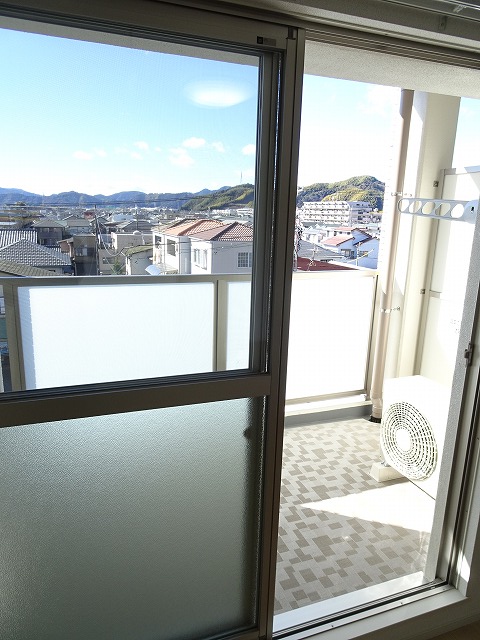 13/20 バルコニー