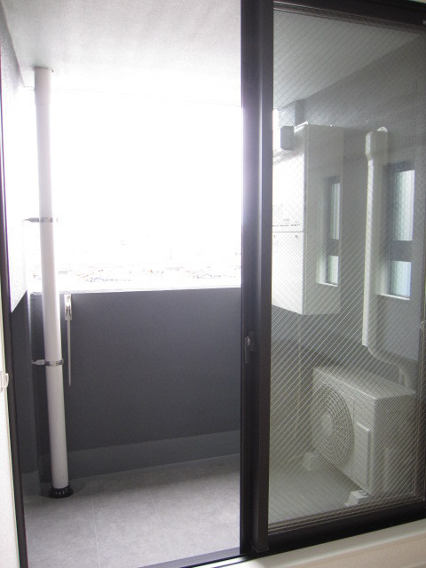 13/20 バルコニー