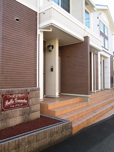 16/22 エントランス