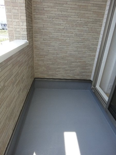 19/28 バルコニー