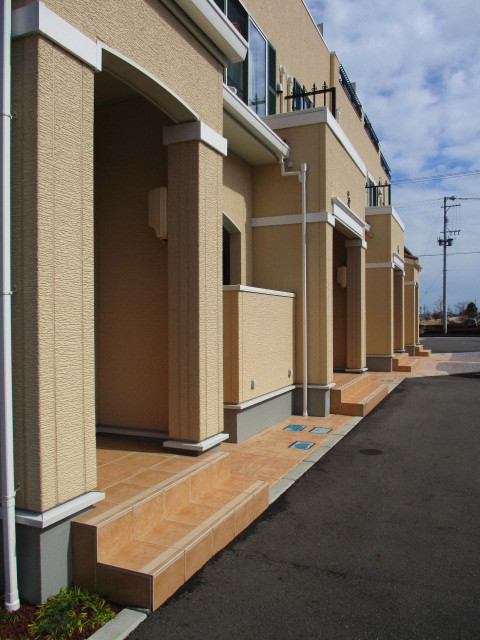 14/20 エントランス