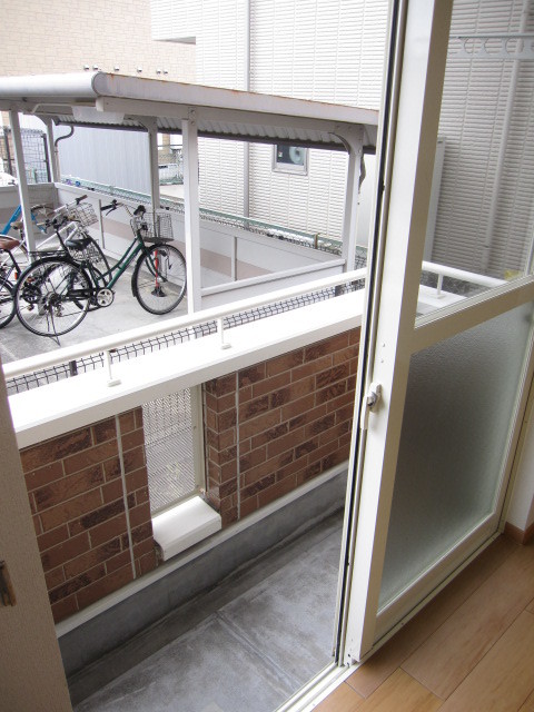 16/26 バルコニー