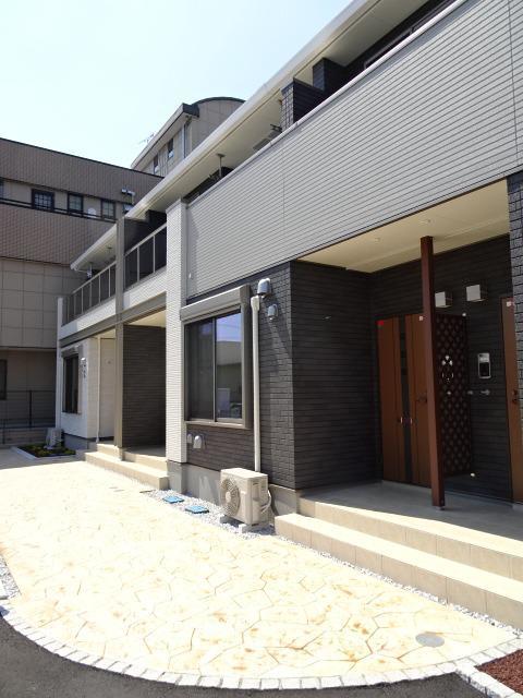 14/20 エントランス