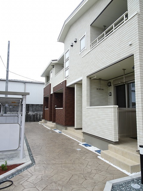 14/20 エントランス