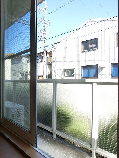 14/28 バルコニー