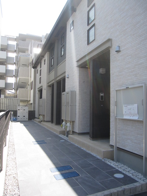 14/19 エントランス