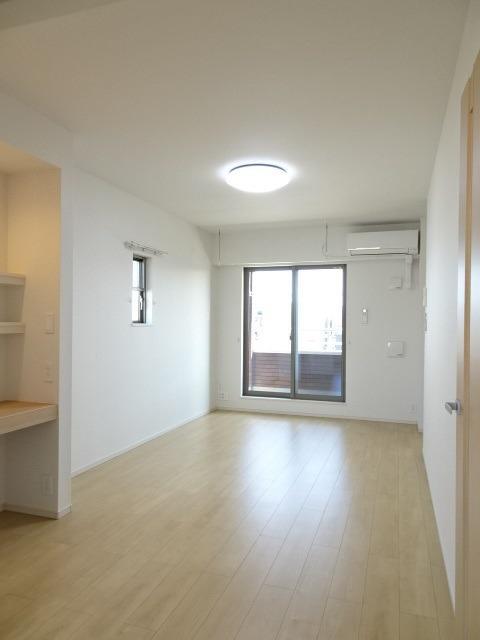 14/20 エントランス