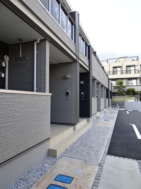 14/20 エントランス