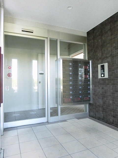 14/20 エントランス