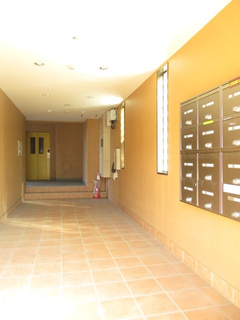 20/26 エントランス