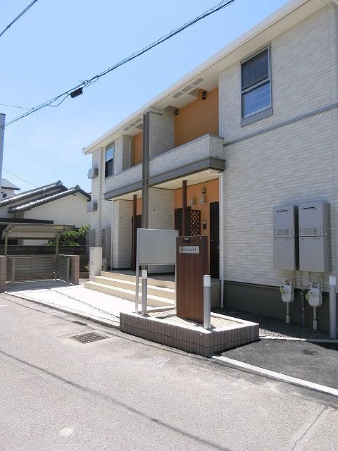 14/20 エントランス