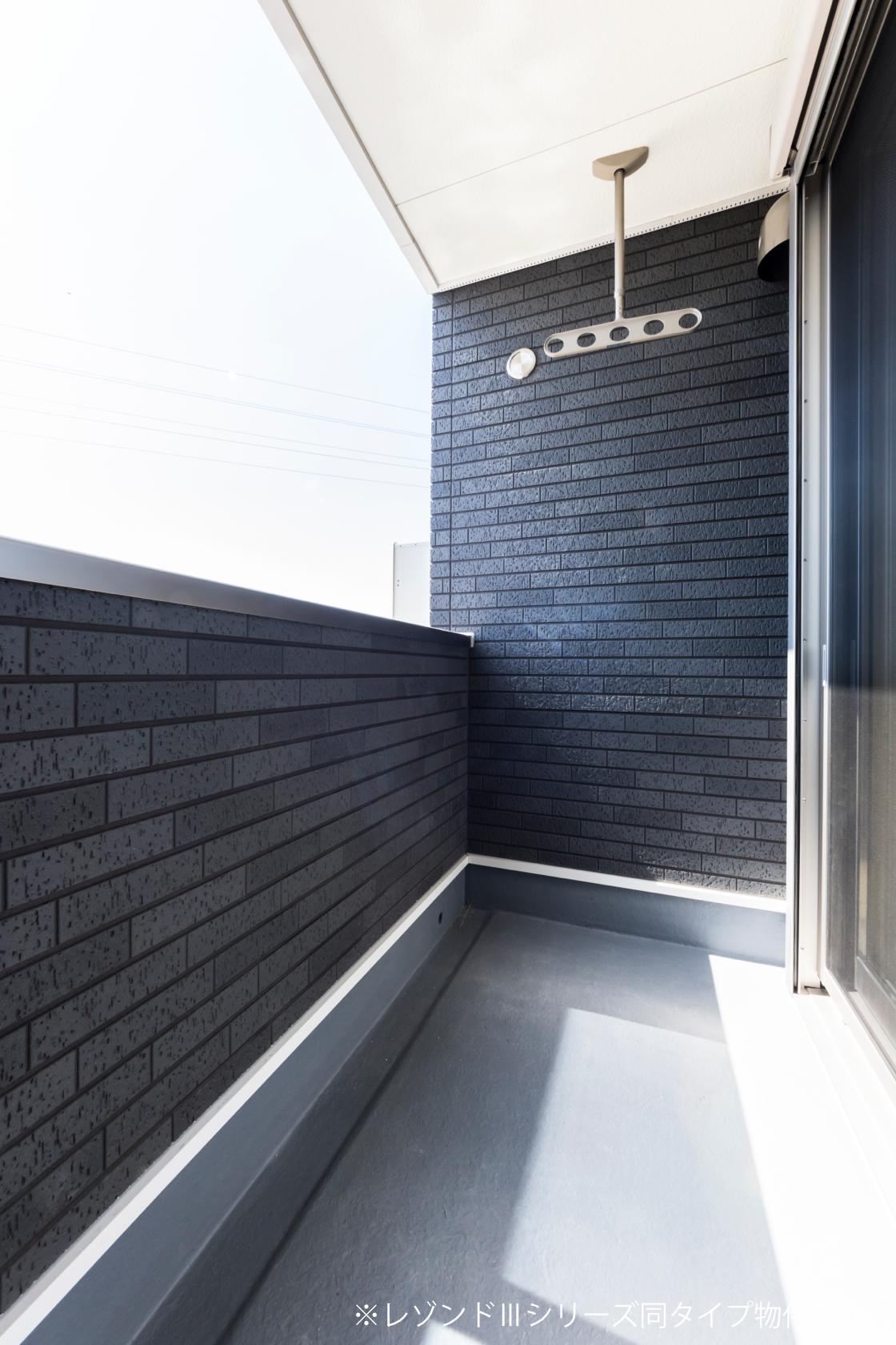 14/23 バルコニー