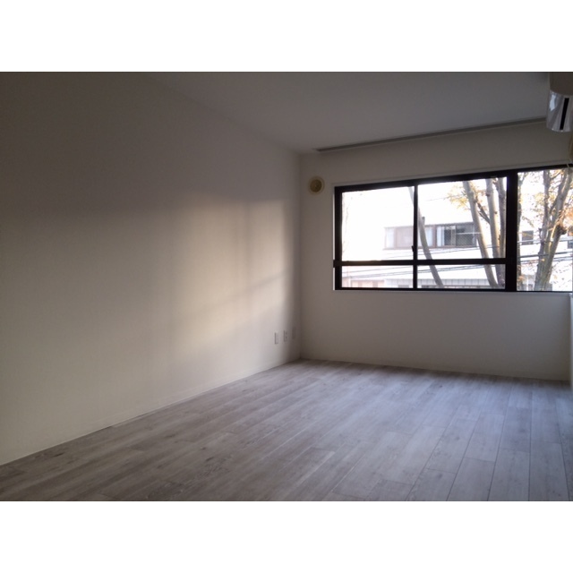 18/26 バルコニー