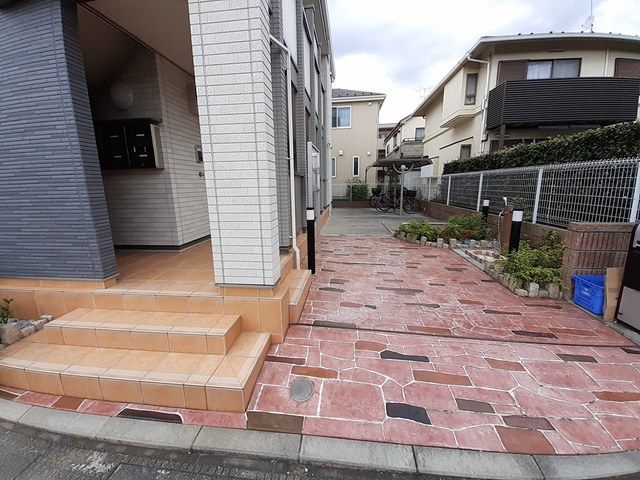 14/20 エントランス