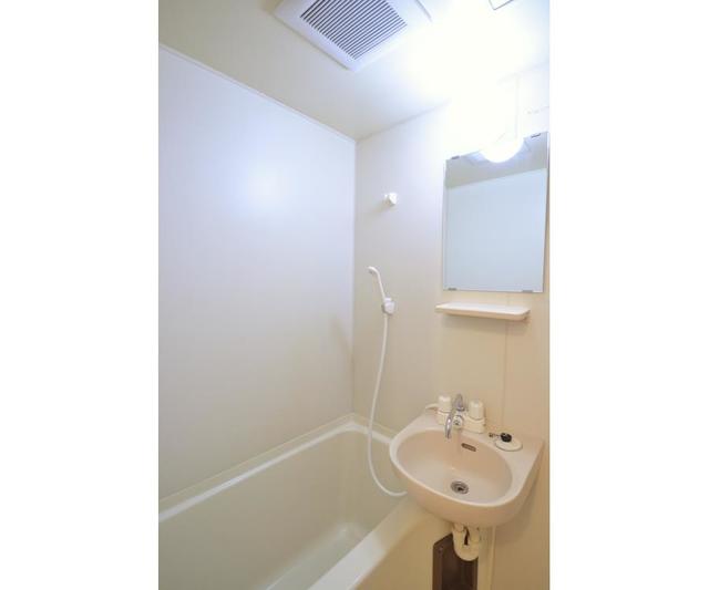15/26 浴室