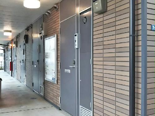 2/5 エントランス