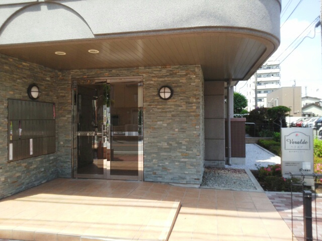 14/22 エントランス