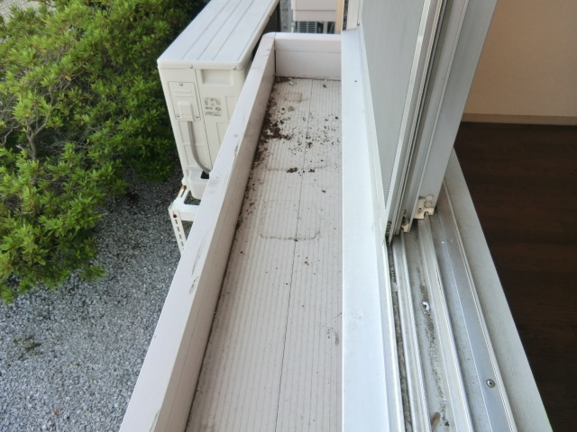 15/28 バルコニー