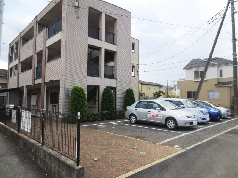 13/23 エントランス