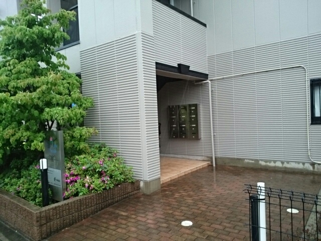 15/22 エントランス