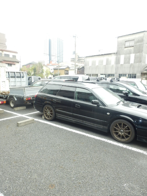 22/30 駐車場