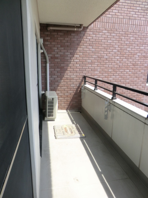 13/30 バルコニー