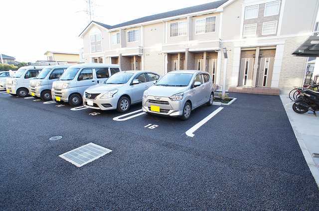 2/8 駐車場